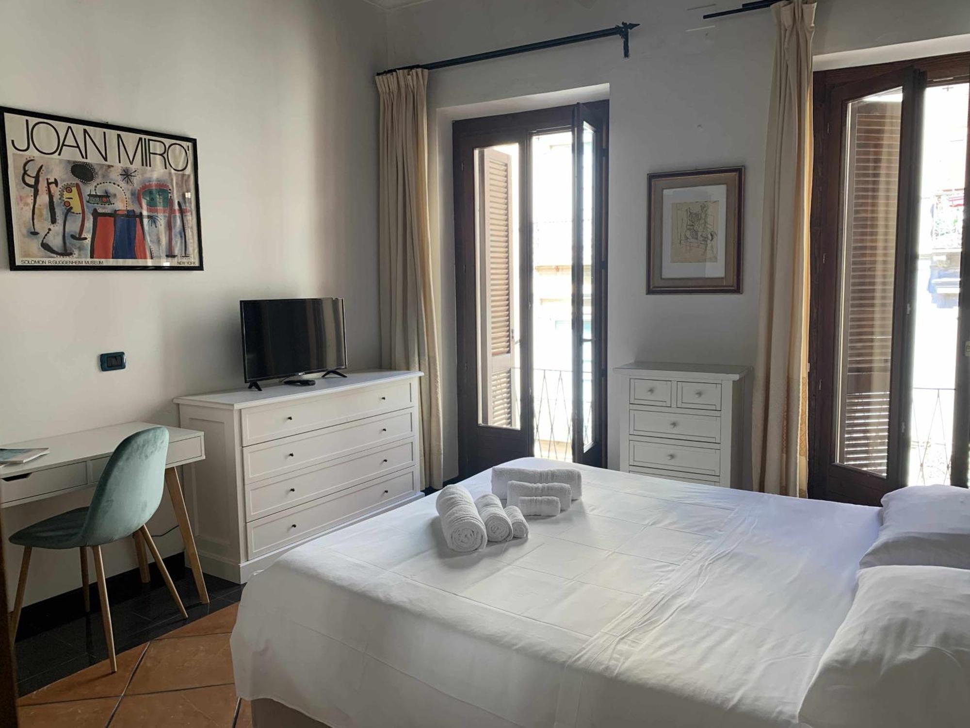 C&O Savoia Deluxe Rooms Cagliari Esterno foto