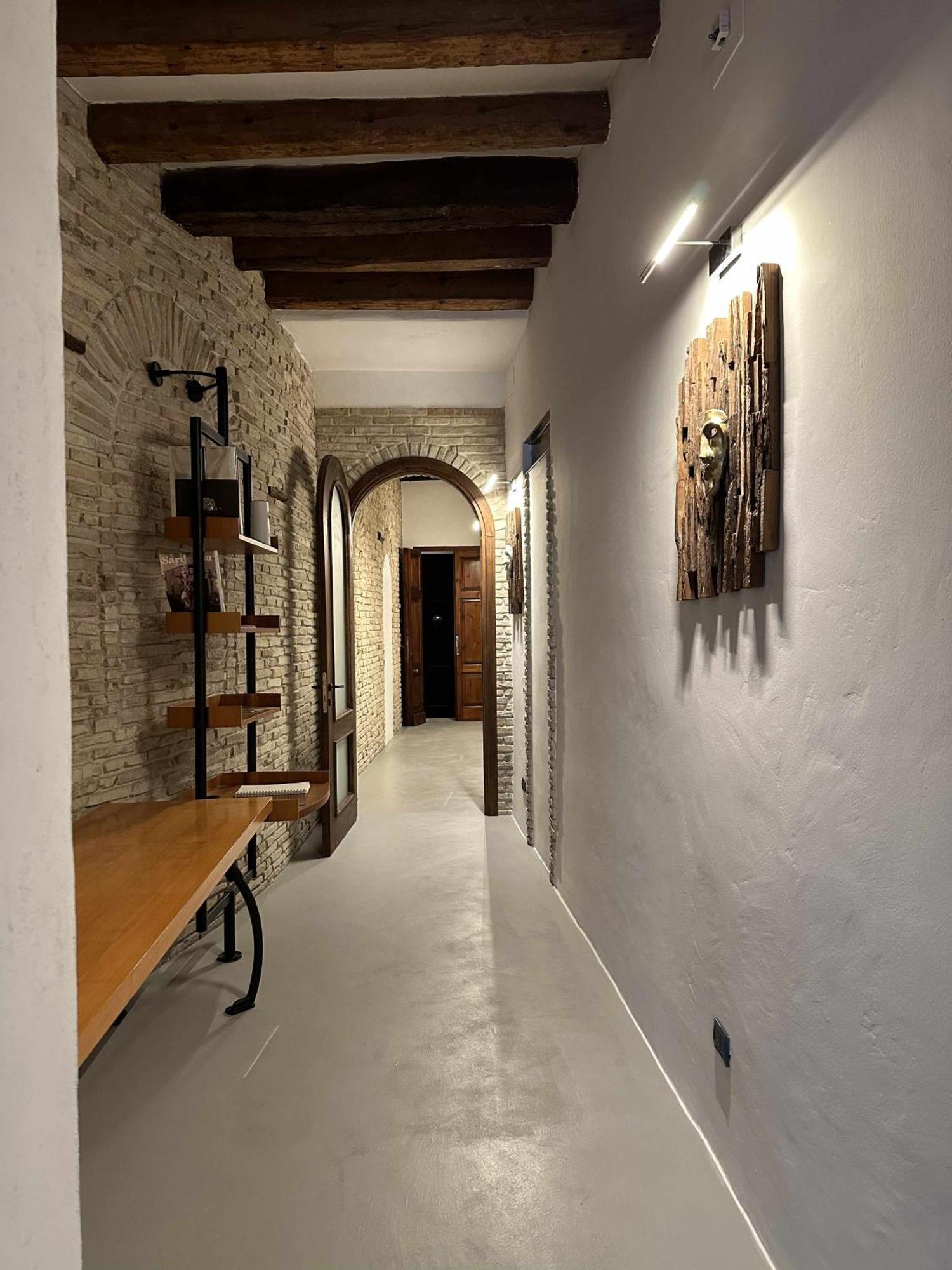 C&O Savoia Deluxe Rooms Cagliari Esterno foto